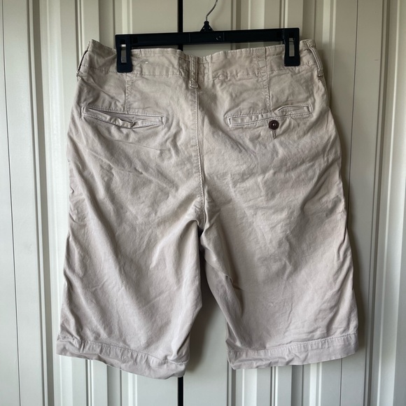 American Eagle Next Level Flex Shorts - Picture 2 of 4